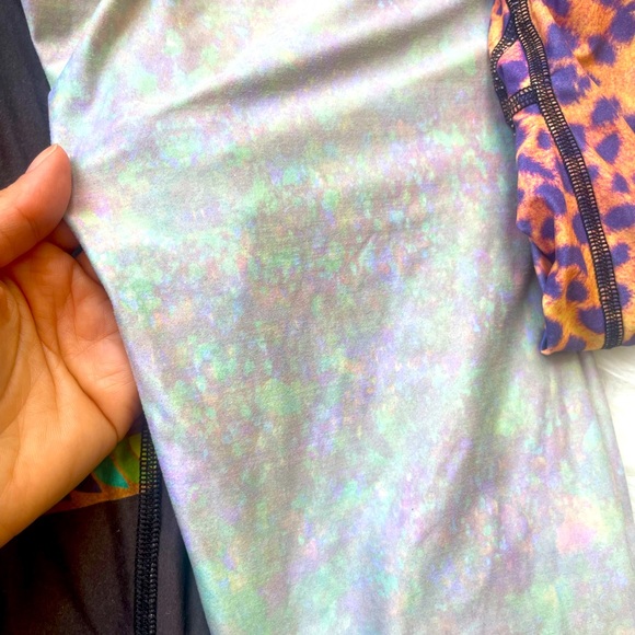 Lot of teeki yoga pants! Size small and xs - Picture 3 of 6